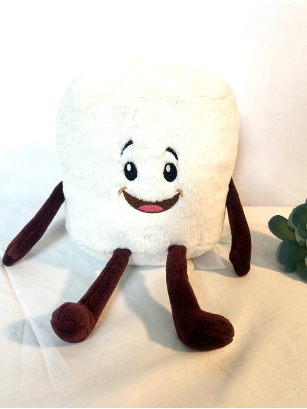 Hershey’s S’mores Smooshy Marshmallow Plush 10” Stuffed animal toy